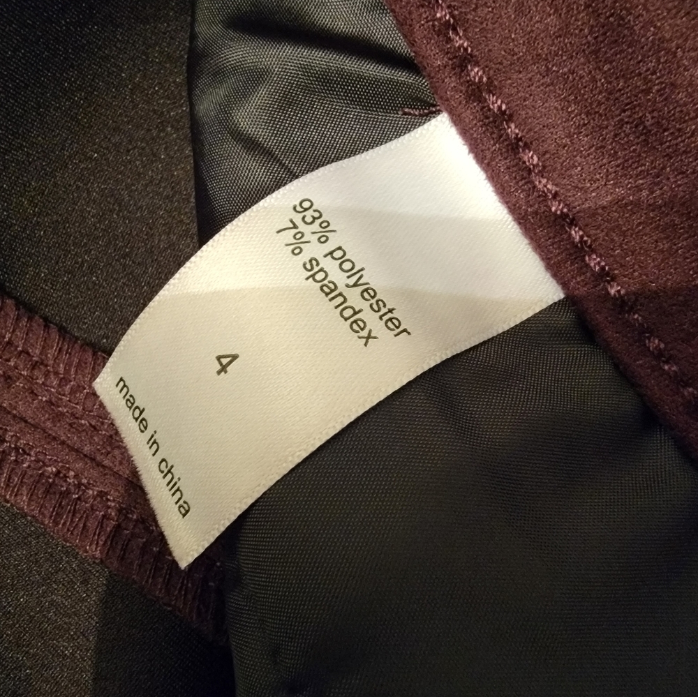 🔴Maurices size 4 chocolate velvet button down skirt - Picture 5 of 5